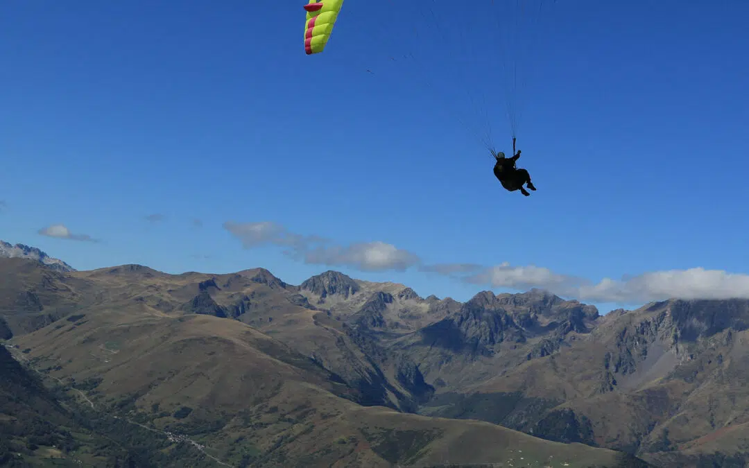 Pourquoi  choisir  le Louron, Loudenvielle, pour sa formation en parapente ?